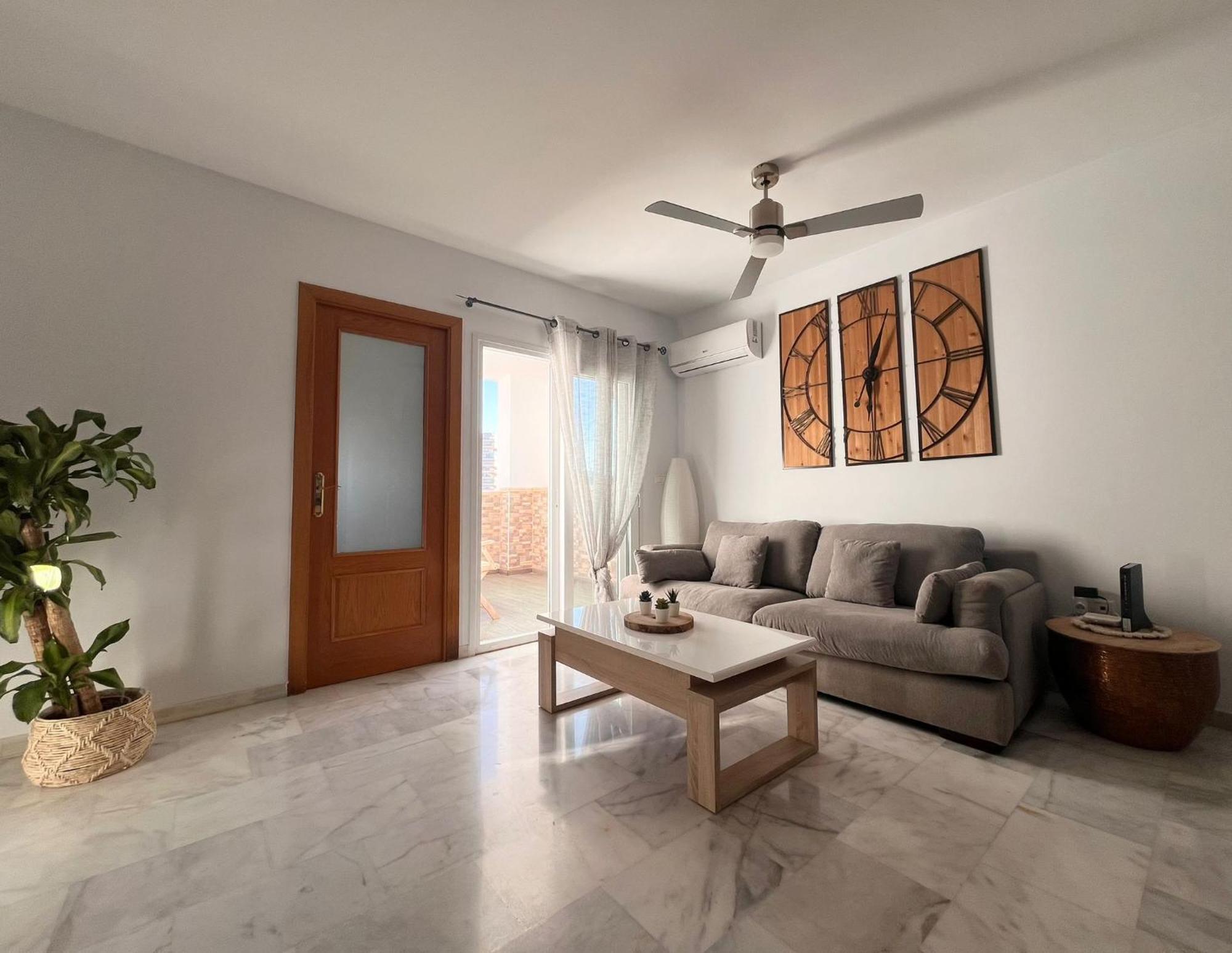 Calma En La Playa Apartment เบนัลมาเดนา ภายนอก รูปภาพ