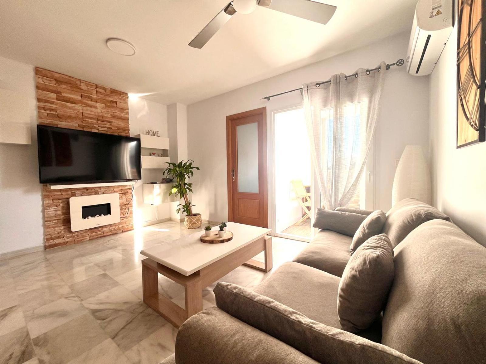 Calma En La Playa Apartment เบนัลมาเดนา ภายนอก รูปภาพ